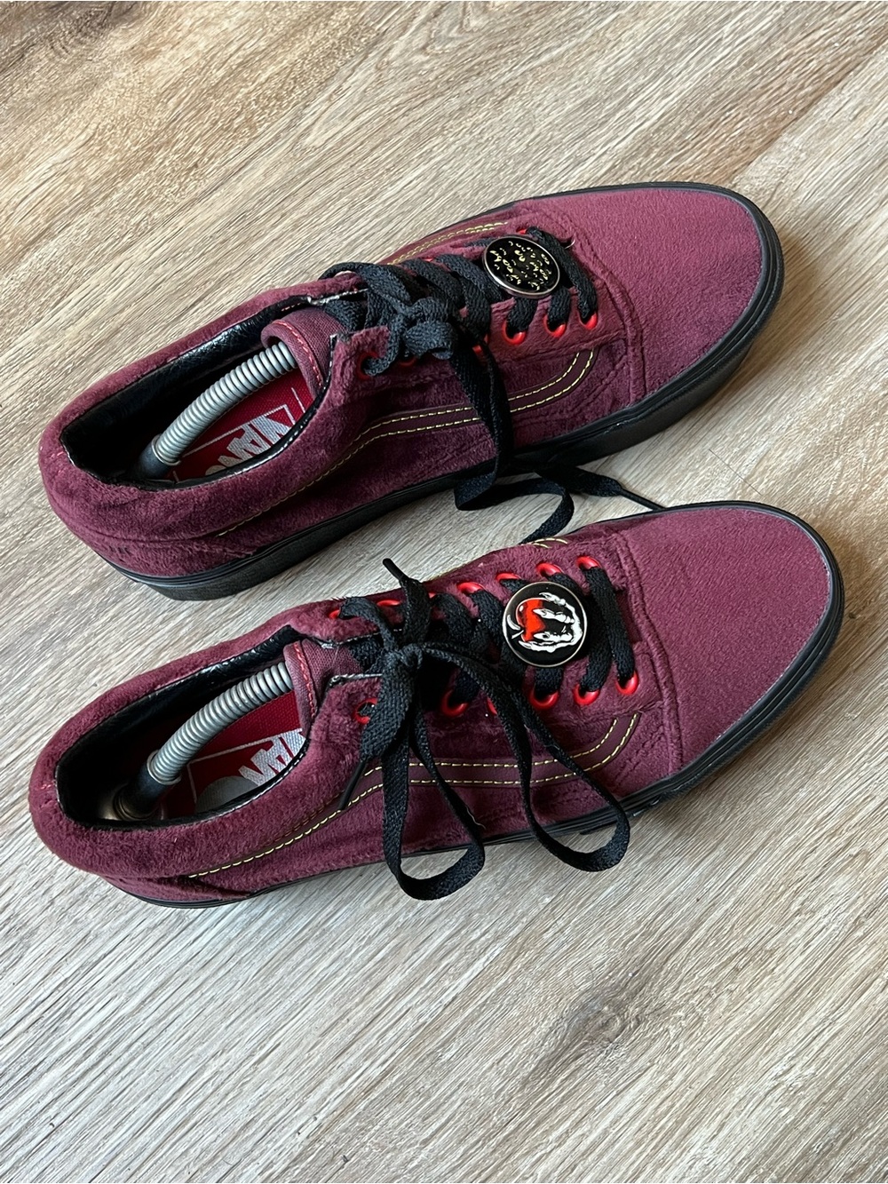 Disney x Vans Old Skool Stackform Poison Apple Suede Burgundy W8.5(men7) NWOTB